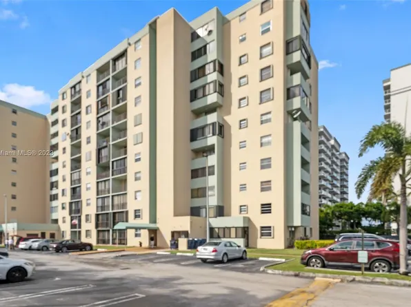 5055 NW 7th St APT 504, Miami, FL 33126