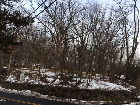 114 Cricketown Rd, Stony Point, NY 10980