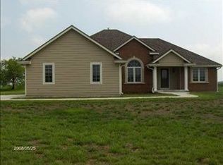10285 Westridge Rd, Holton, KS 66436