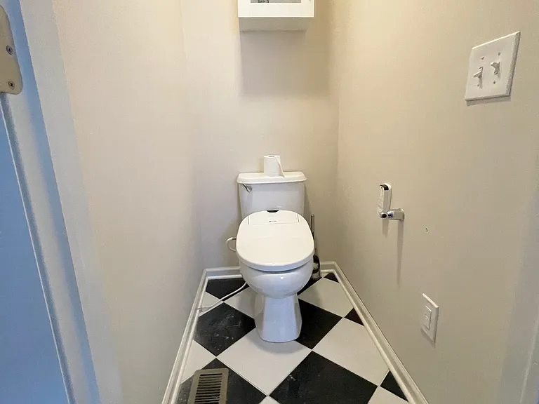1670 Primrose Ave — Photo 27