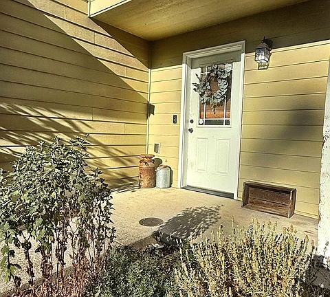 2nd image of 3119 Chive Pl SE