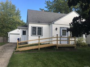 294 Covington Dr, Buffalo, NY 14220