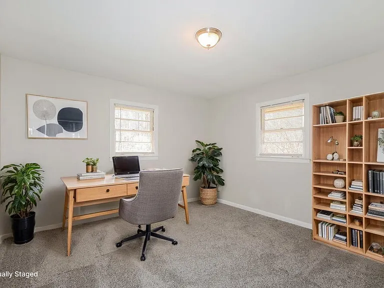 2147 Camp Cir SW — Photo 15