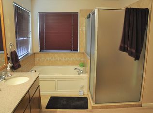 21214 Creek Rd, Manvel, TX 77578