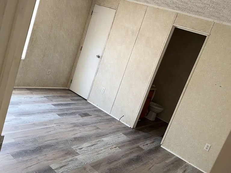 2540 Shelton Dr — Photo 5