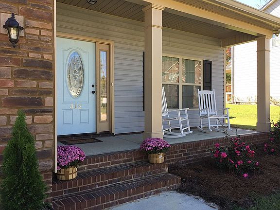 Spacious Front Porch