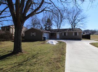 737 Indianola Rd, Youngstown, OH 44512