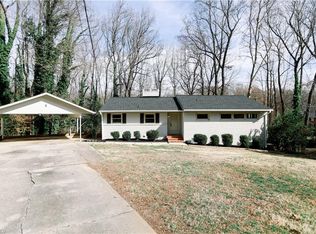 3500 Tanglewood Dr, Greensboro, NC 27410