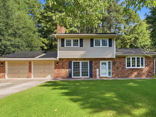 5009 Stockton Dr, Raleigh, NC 27606