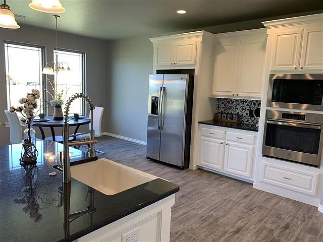 5380 Northeast Snowy Owl Road - 1 — Photo 4
