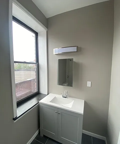 4705 Washington Blvd #B — Photo 12