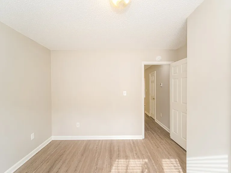 2150 Ivy Ln — Photo 14