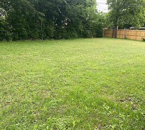 3rd image of 3905 Mariam Rd