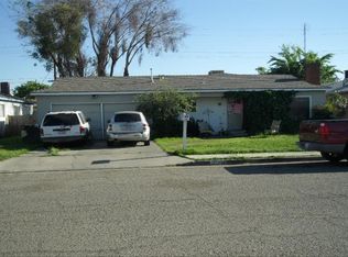 711 Dexter Ave, Porterville, CA 93257