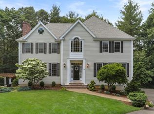 36 Falcon Ridge Dr, Hopkinton, MA 01748