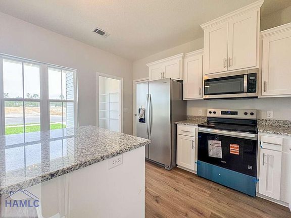 5th image of 178 Calhoun Way NE