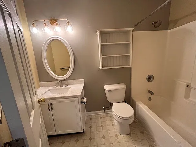 305 S Oak St — Photo 22