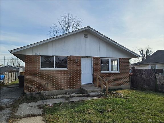 2nd image of 2648 Oneida Ave