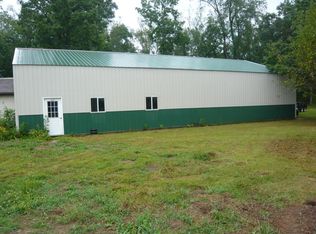 1177 Burbank Rd, Quincy, MI 49082