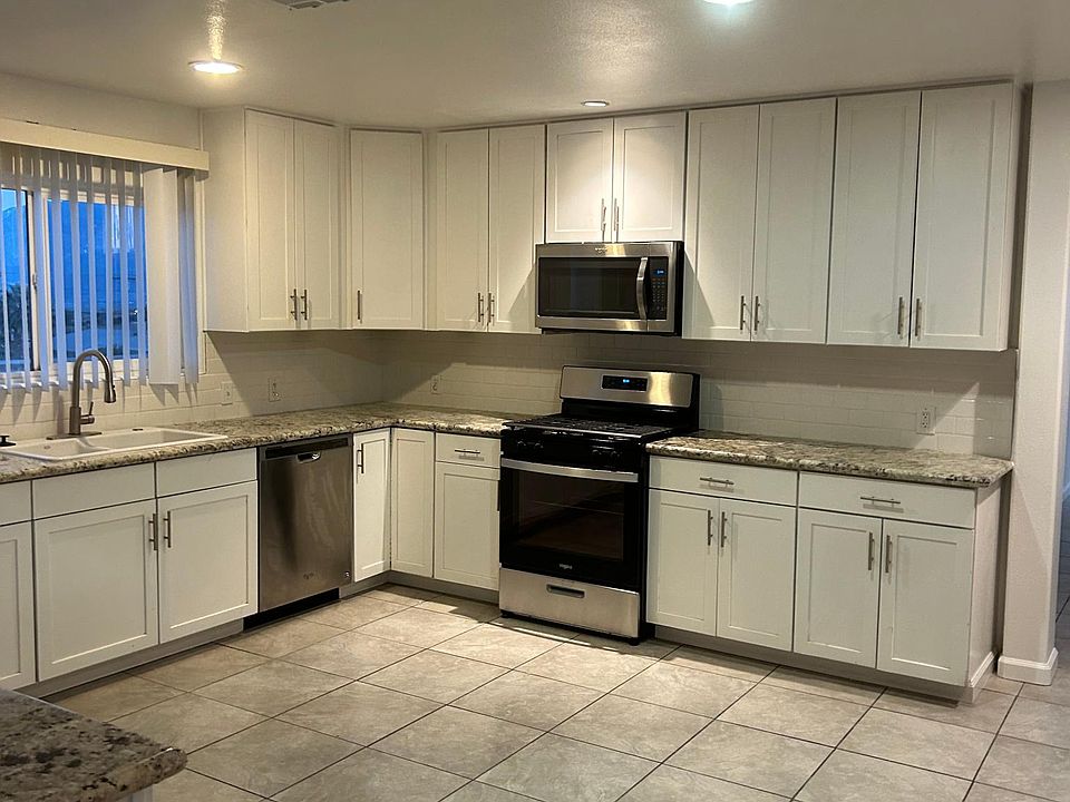 1st image of 13128 Quinta Way