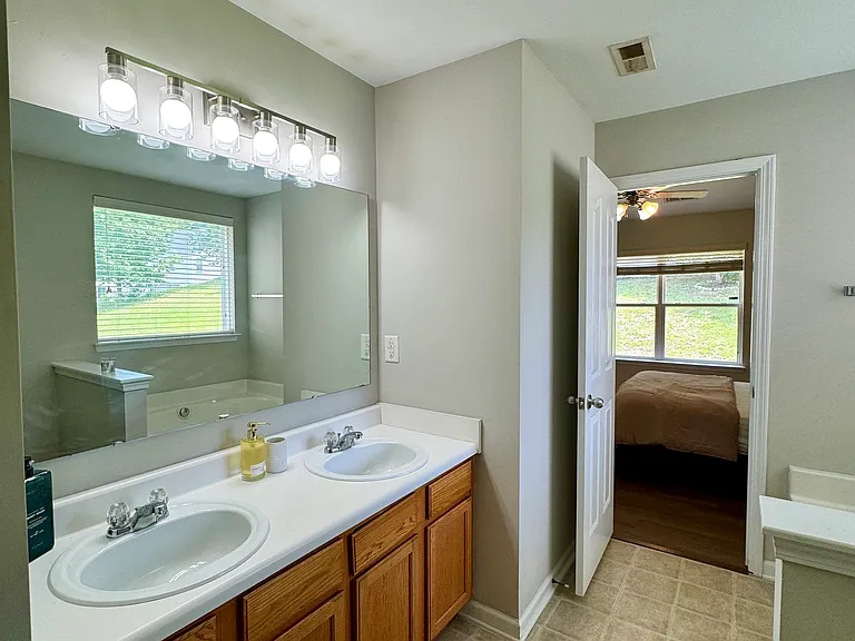 3115 Ernest Russell Ct — Photo 4