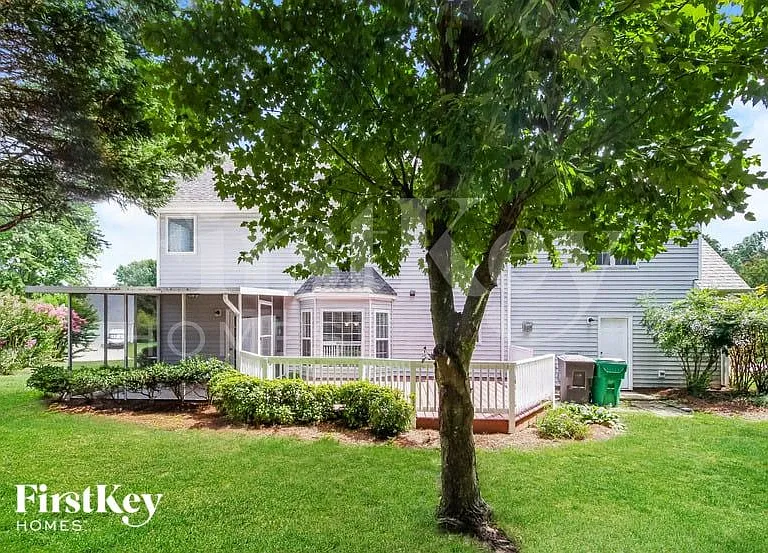 4300 Kirkstone Dr — Photo 14