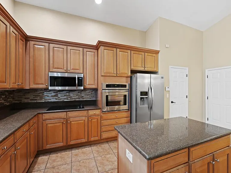 27211 Fern Glade Ct — Photo 15