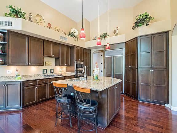 5th image of 9483 N 115th Pl