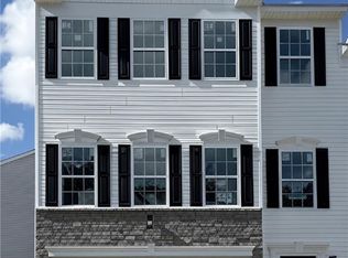 173 Lockheed Dr, Coraopolis, PA 15108