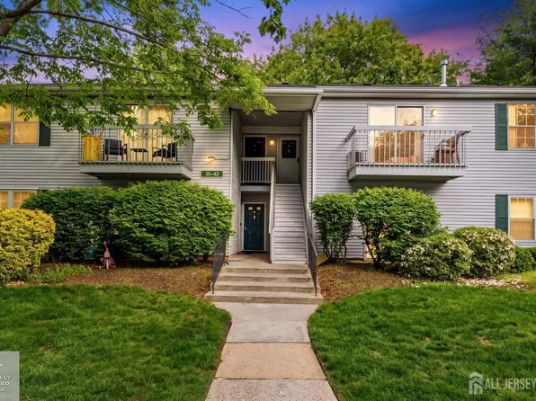 37 Morgan Pl, East Brunswick, NJ 08816