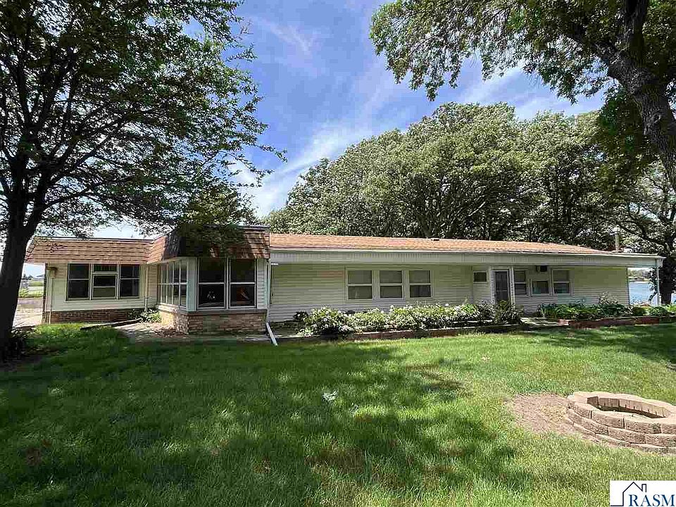 1st image of 70340 S Long Lake Ln