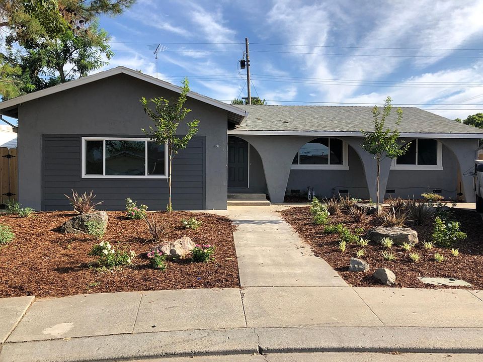 2nd image of 439 Verda Ct