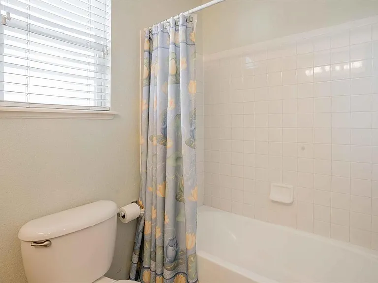 4672 W 123rd Pl — Photo 12