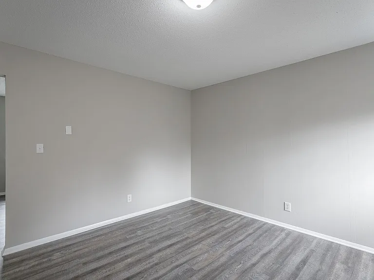 113 Goodson Ave — Photo 11