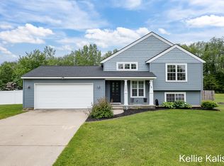 736 Harmony Place Dr NE, Sparta, MI 49345
