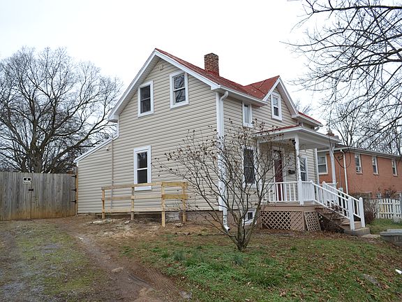3rd image of 1511 S Loudoun St