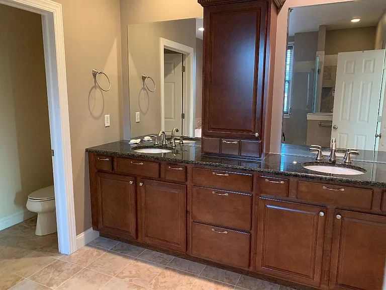 2449 Grays Ferry Ave — Photo 15