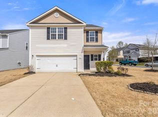 9104 Maidenhair Ct, Charlotte, NC