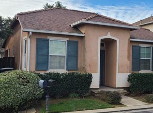 778 W Bordeaux Ln, Clovis, CA