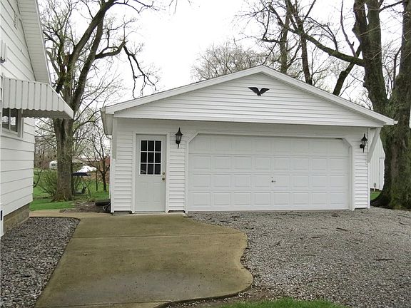 2nd image of 17516 Montra Rd