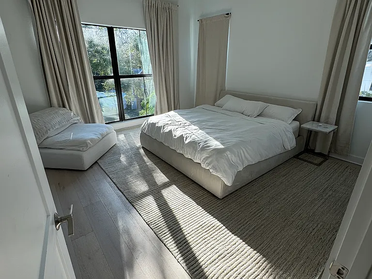 2851 W Gandy Blvd #11 — Photo 9