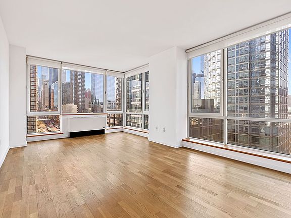 3rd image of 635 W 42nd St APT 7G