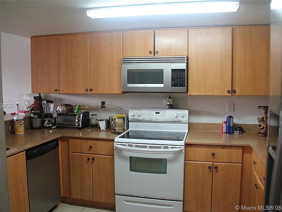 5th image of 8804 NW 109th Pl Unit 404