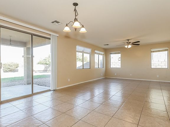 5th image of 1450 E Mia Ln