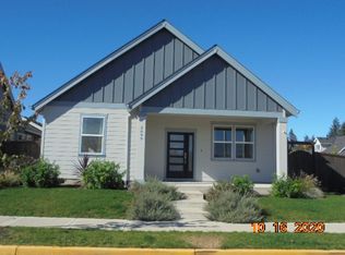 3699 NE Jacob St, McMinnville, OR