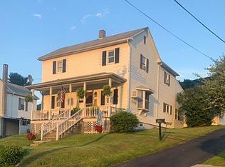 510 E Freedom Ave, Burnham, PA