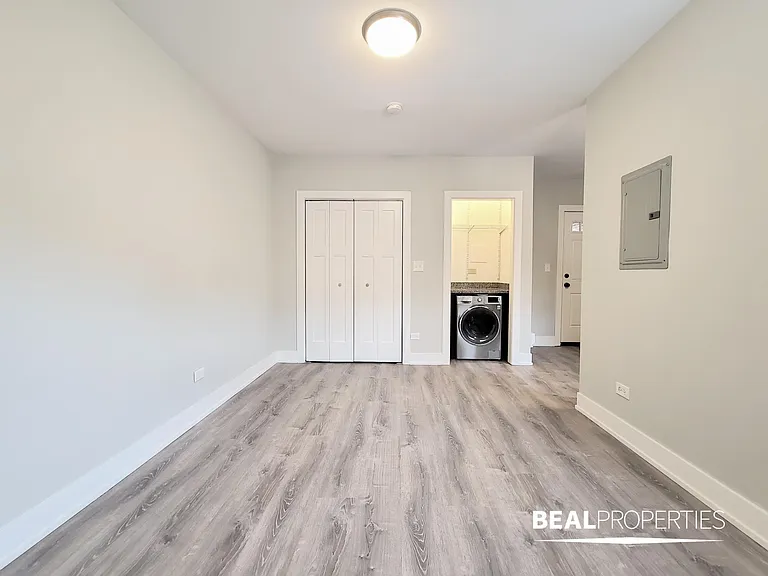 427 West Belden — Photo 11