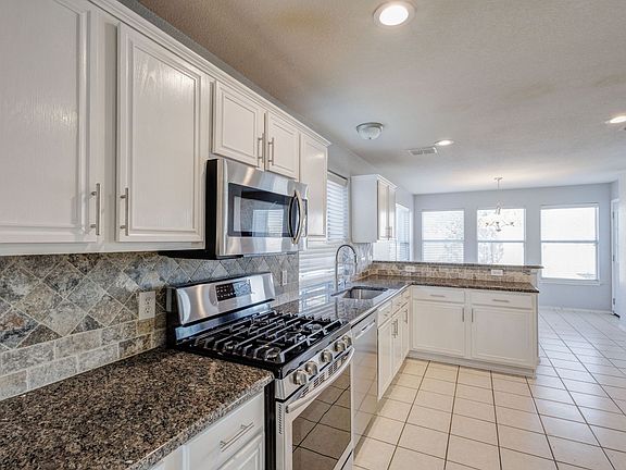2nd image of 9200 Warren Dr