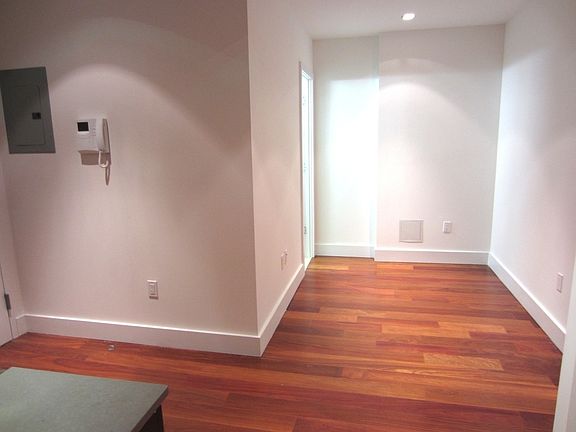 4th image of 636 E 11th St APT 1M