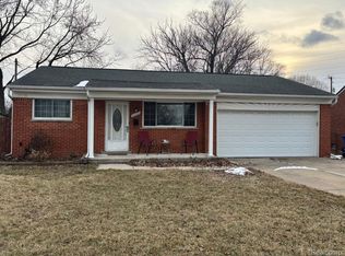 31527 Stricker Dr, Warren, MI 48088